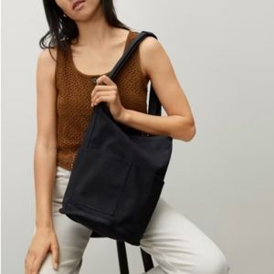 Everlane Lantern Canvas Bucket Bag